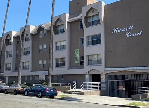 Russell Court Apartments Photo 1
