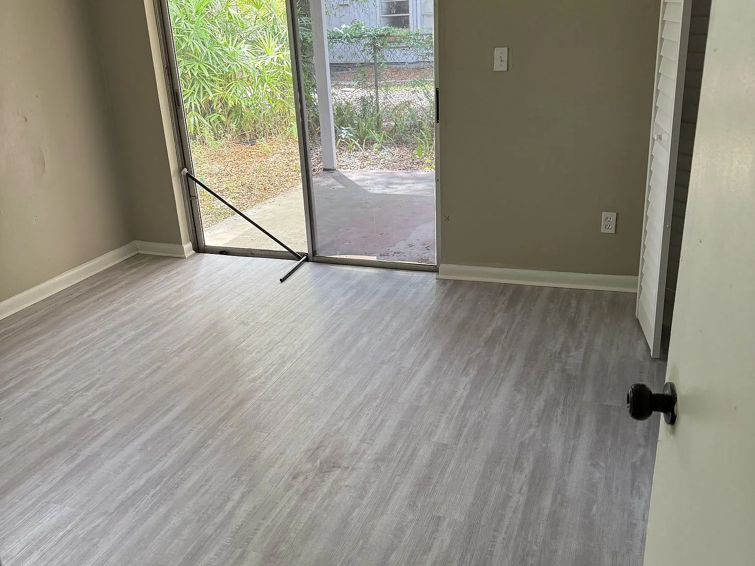 2 bed, 1400 sqft, $1,800 — Photo 4