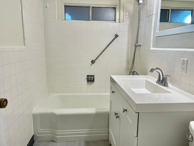 10217 S Tantau Ave — Photo 10