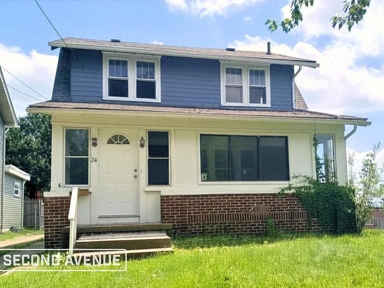 24 E Mapledale Ave — Photo 1