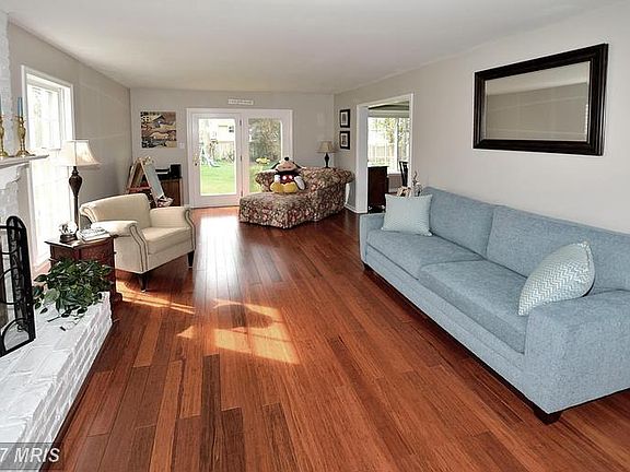 4th image of 15049 Greymont Dr