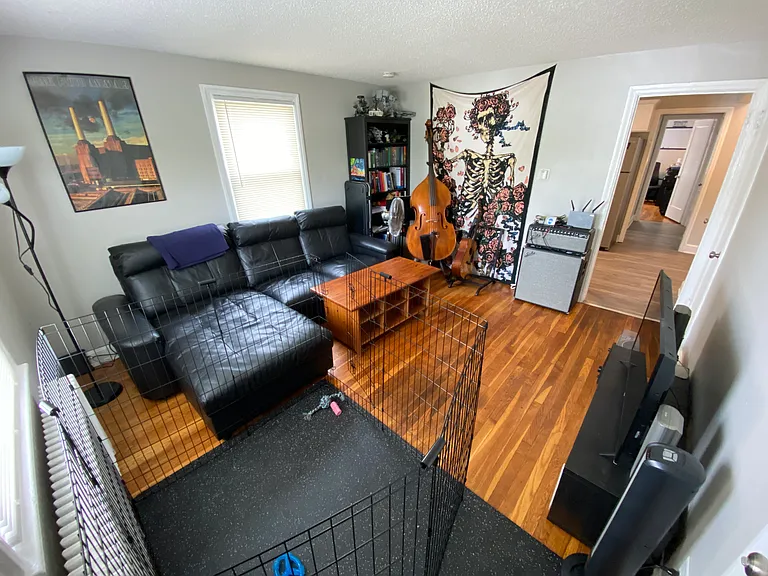 111 Sheldon Ter #1L — Photo 4