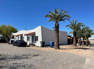 2 Bedroom And 1 Bath Triplex! **Move In Special**, Tucson, AZ 85712
