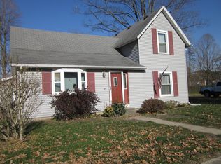 12 E Douglas St, Bangor, MI 49013