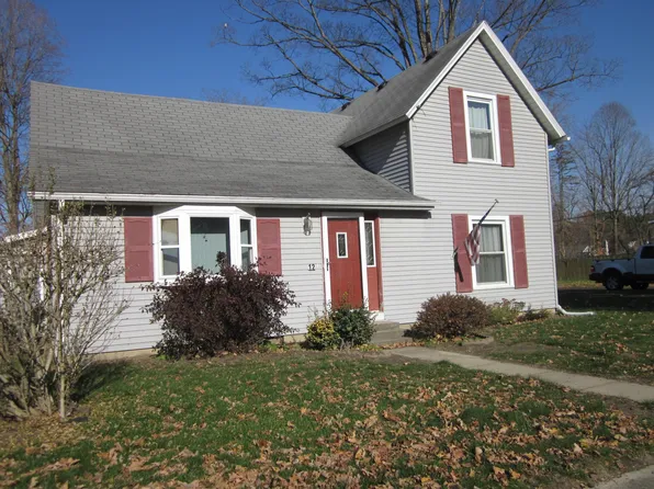 12 E Douglas St, Bangor, MI 49013