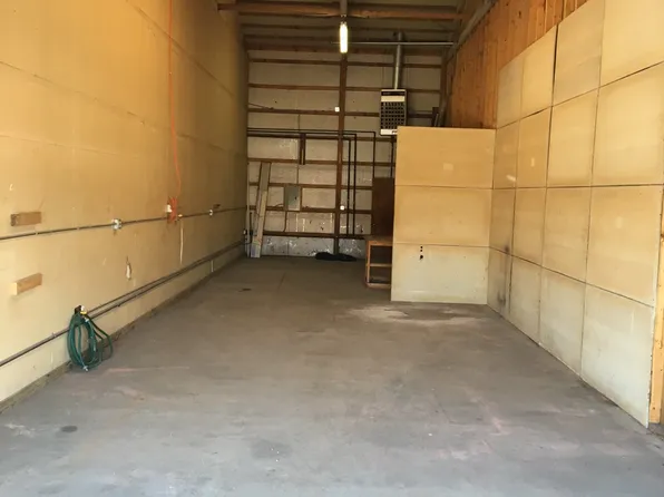 801 E Main St #22-06, Griffith, IN 46319