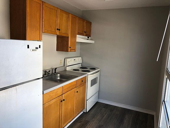 4th image of 222 E Hutchison St APT 201