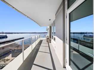 118 Carrie Cates Ct #1210, North Vancouver, BC