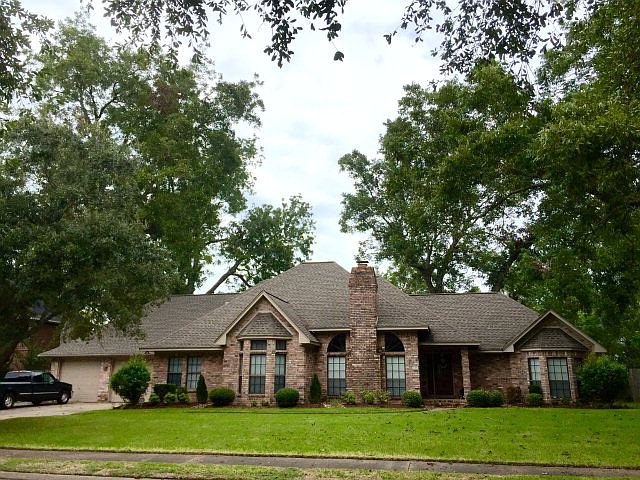 1st image of 127 Dewberry Dr