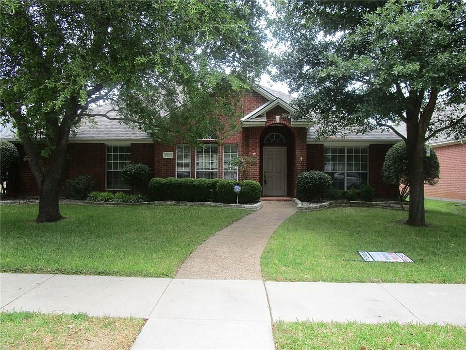 1st image of 3823 Granbury Dr