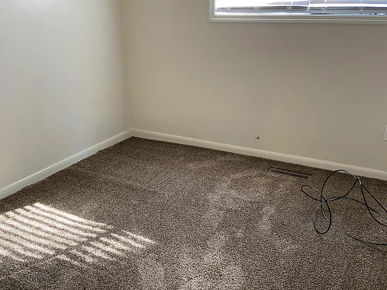 2550 Loch Laurel Rd — Photo 5