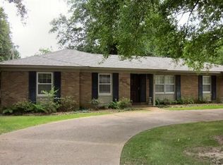 603 Johnson Dr, Cleveland, MS 38732