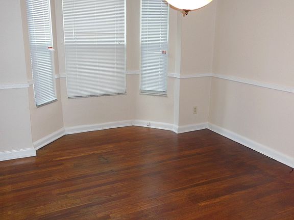 4th image of 463 Eastmoor Blvd