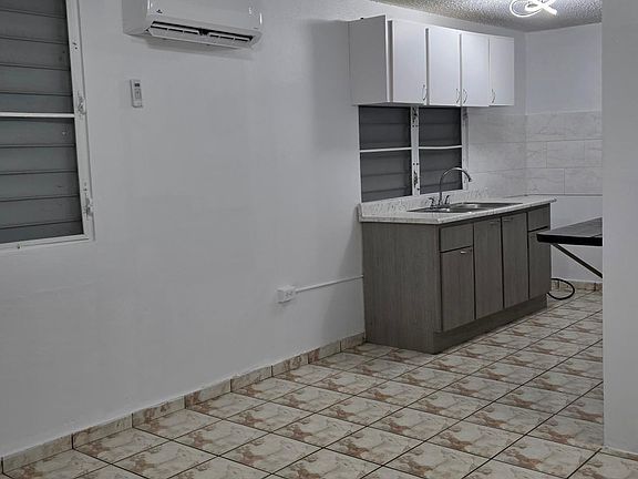 5th image of 3562 Paseo Conde #2