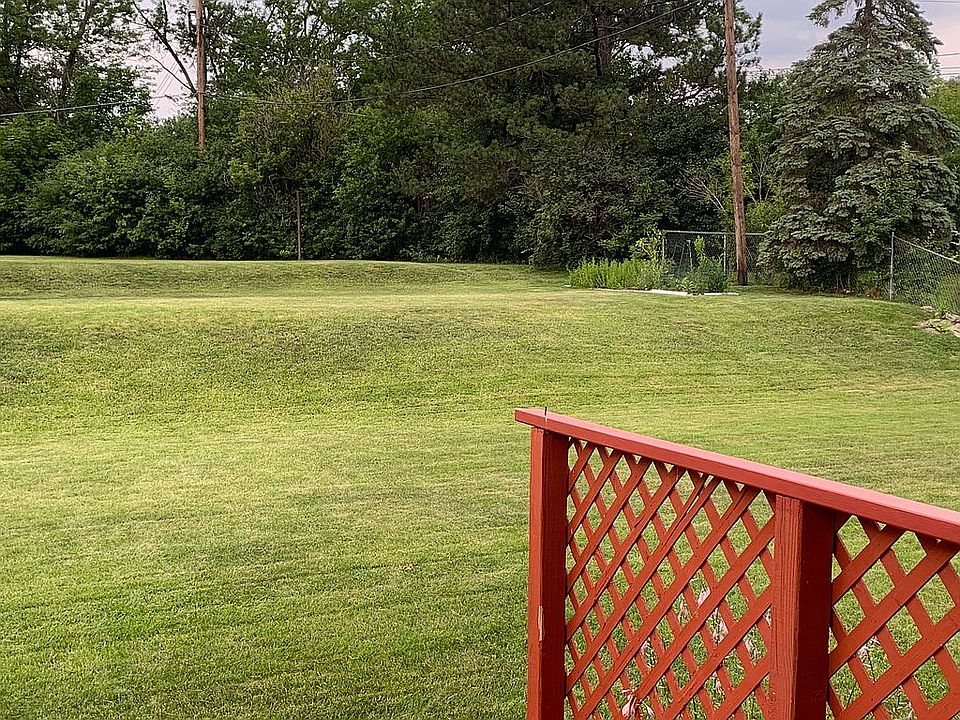2nd image of 1235 Arrowwood Ln