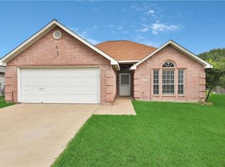 921 Bermuda St, Forney, TX 75126