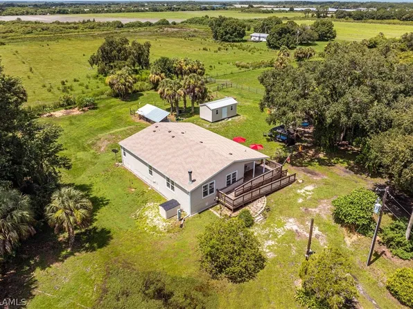 2551 County Road 830, Felda, FL 33930