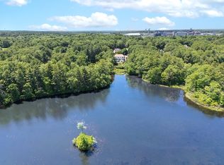 1 Munroe St, Foxboro, MA 02035