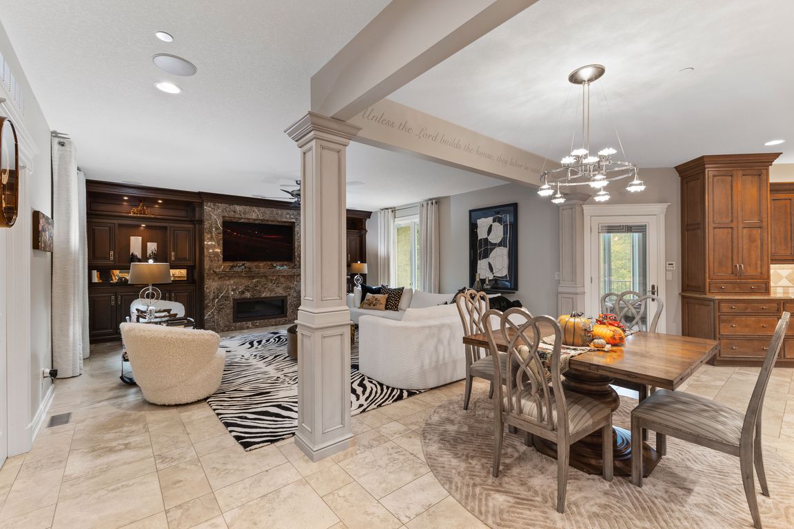 next background image