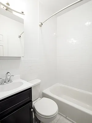 Rented by City Connections Realty | media 27