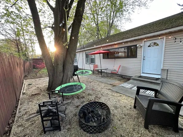 29 Juanita Avenue, Huntington, NY 11743