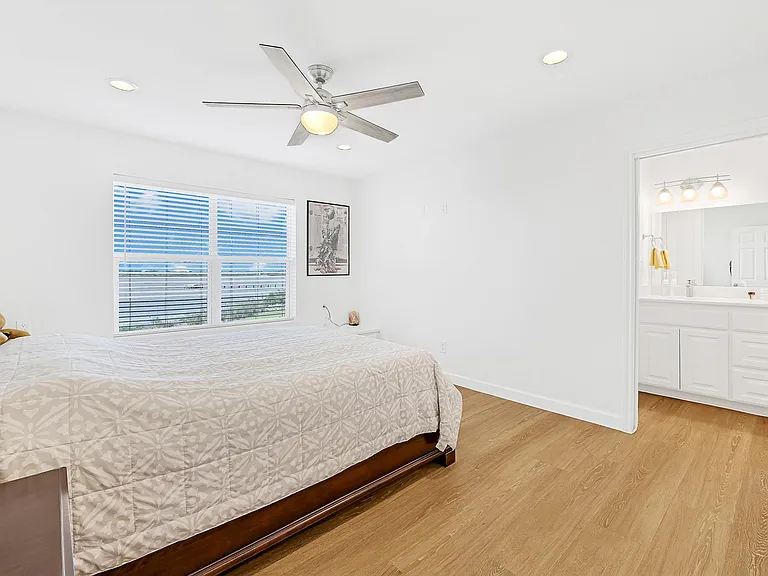747 Waypoint Dr — Photo 24