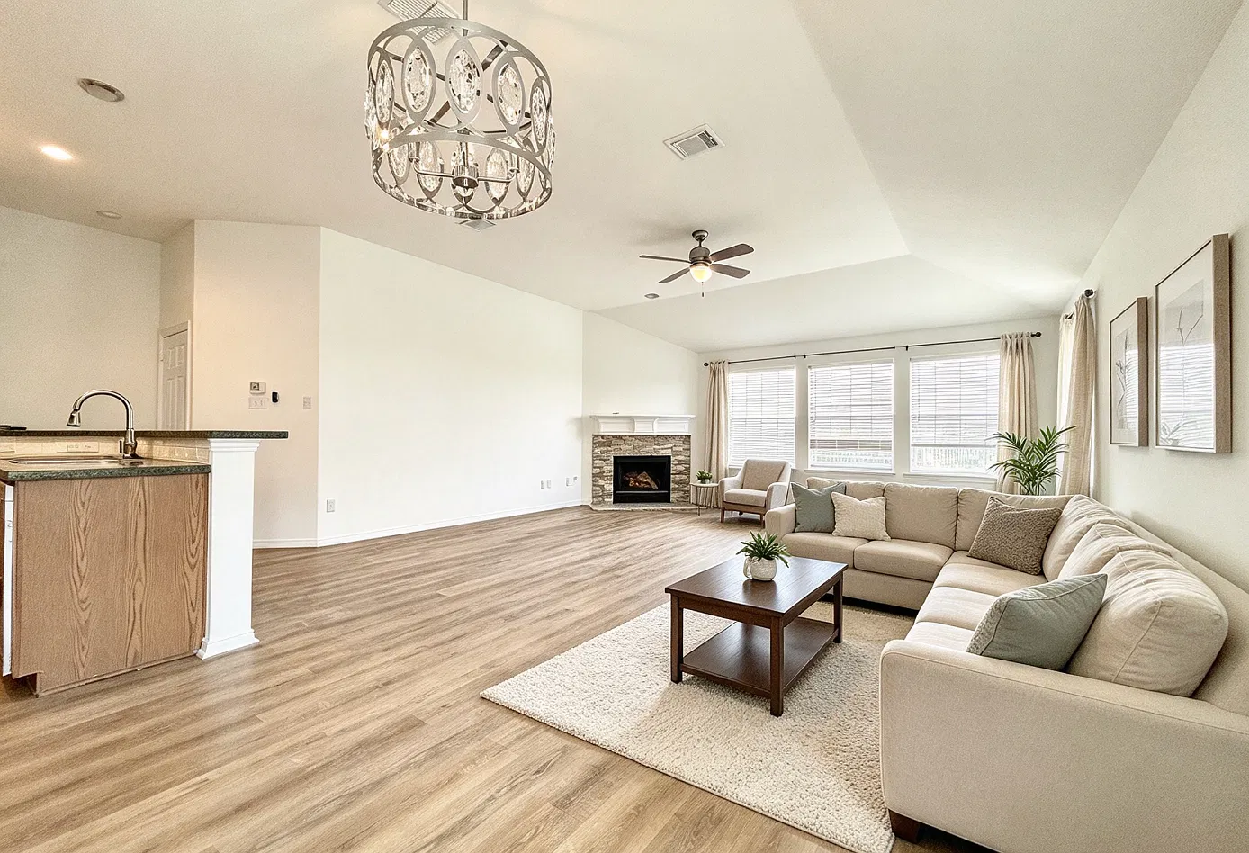 3 bed, 1745 sqft, $2,349 — Photo 4