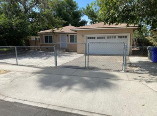 241 E South St, Rialto, CA 92376