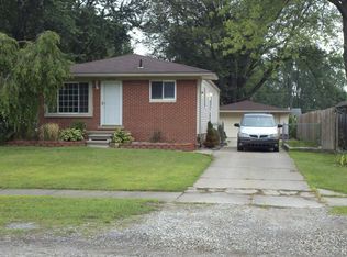 24755 Trombley St, Harrison Township, MI