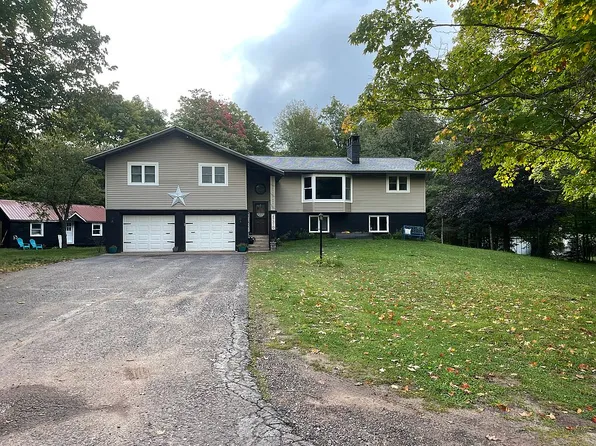47310 Edgewood Rd, Atlantic Mine, MI 49905