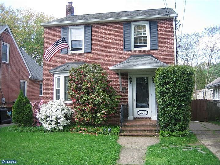 1st image of 209 Pine Rd