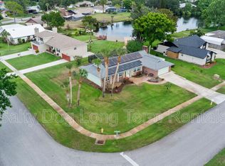 800 Black Duck Dr, Port Orange, FL 32127
