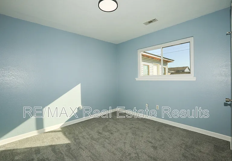 1314 W Margaret Pl — Photo 18
