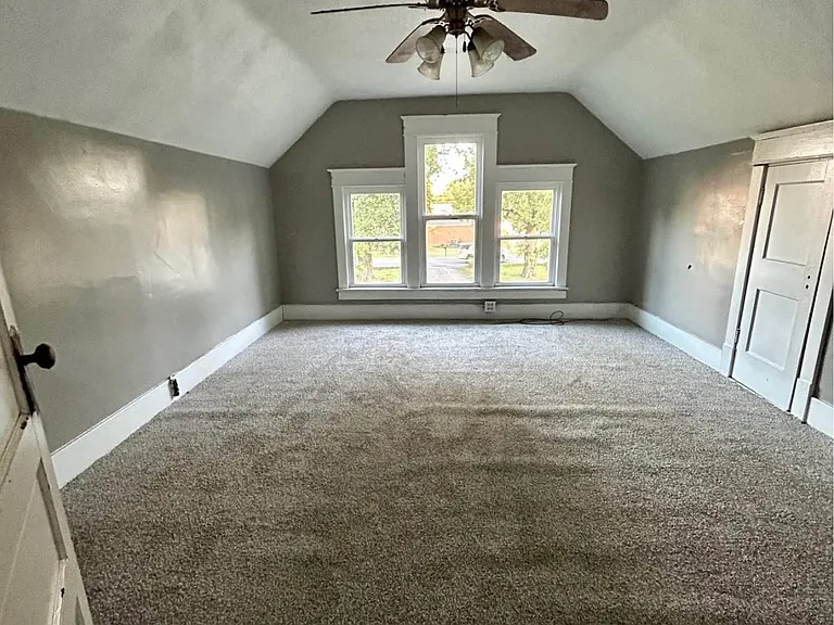 2506 Cox Mill Rd — Photo 10