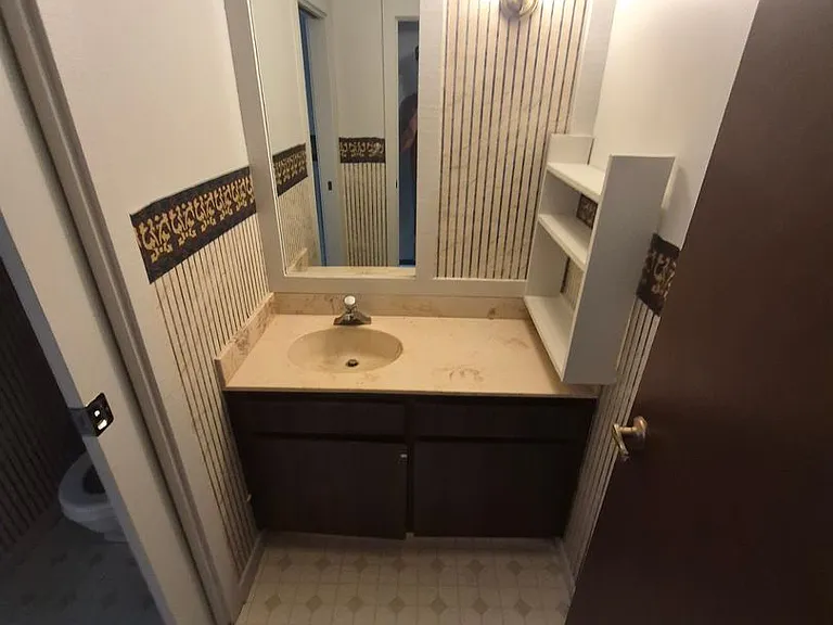 7600 N Lake Blvd #6 — Photo 18