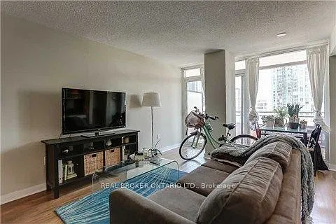 4K Spadina Ave #1010 — Photo 7