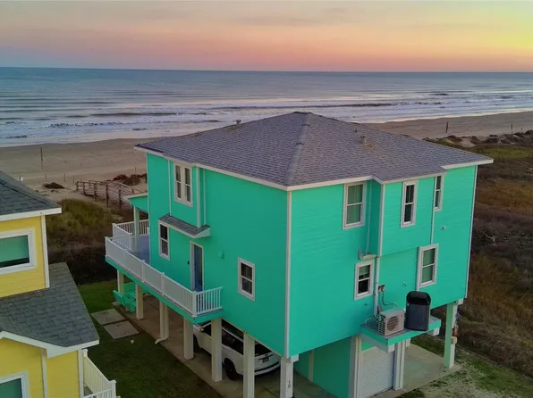 107 Mar Vista Ct, Surfside Beach, TX 77541