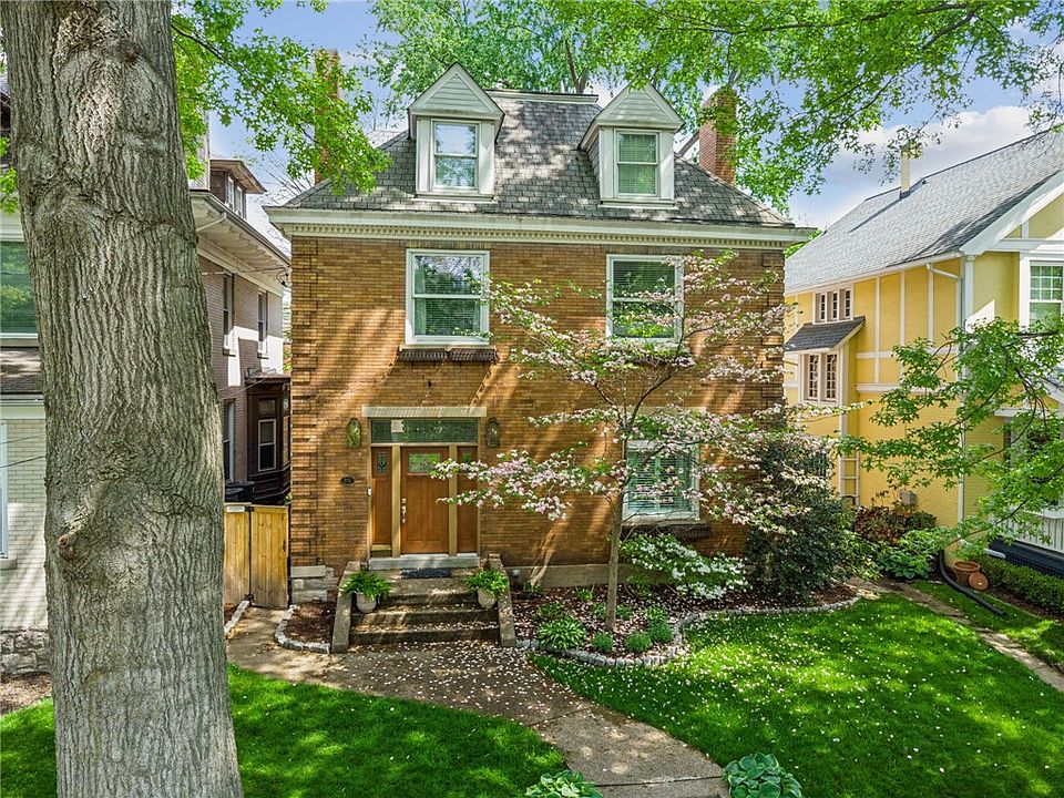 1st image of 715 Maple Ln
