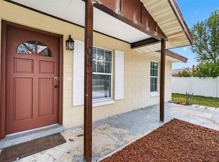 705 Mike Ave, Fruitland Park, FL 34731