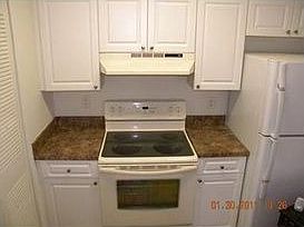 5th image of 1239 SW 46th Ave APT 905