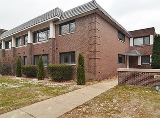 1675 Green Bay Rd UNIT 205, Highland Park, IL 60035