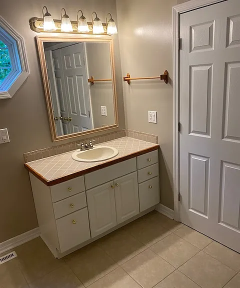 95 Southwood Dr — Photo 12