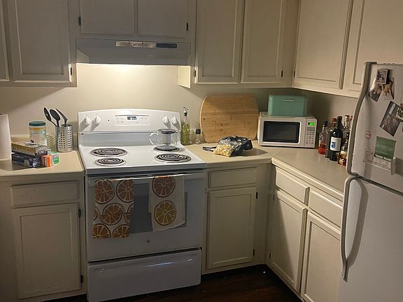 5th image of 4981 Easy St