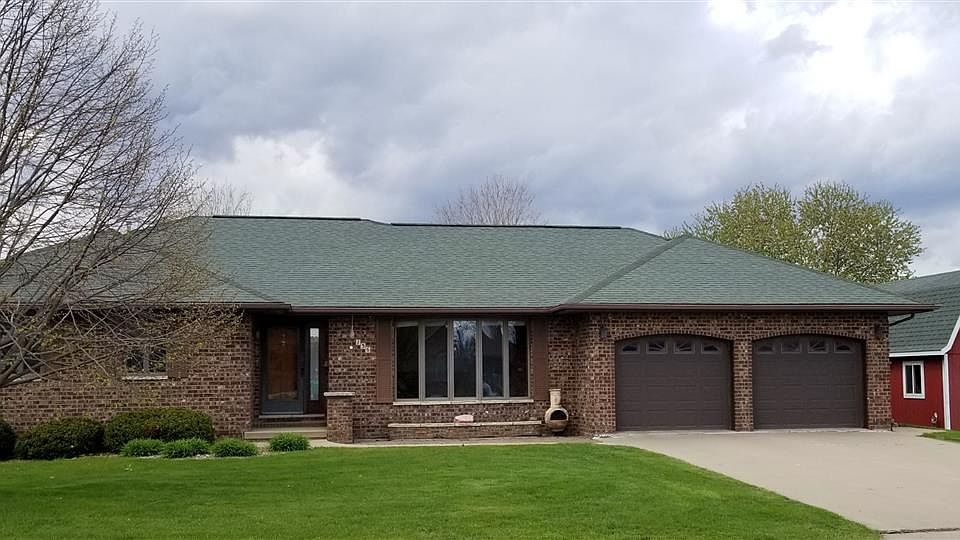 1st image of 136 Winslow Dr