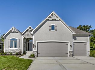 1132 SW Heather Dr, Lees Summit, MO 64081