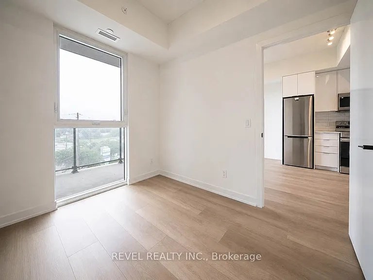 33 Erie Ave #406 — Photo 11