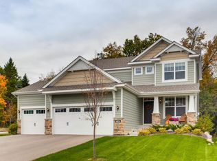 4824 Red Oak Ln, Minnetrista, MN 55364
