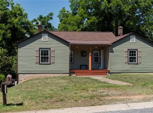 1009 7th St, North Wilkesboro, NC 28659