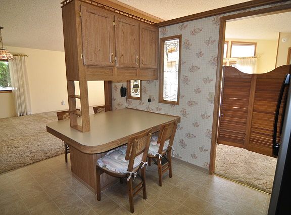 3rd image of 573 NW Silver Meadow Ln