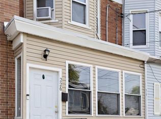 226 3rd St, Gloucester City, NJ 08030